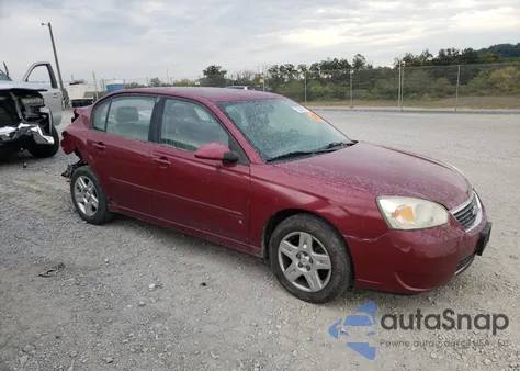 2007 Chevrolet Malibu Lt из США, поврежденный, VIN 1G1ZT58N77F112600